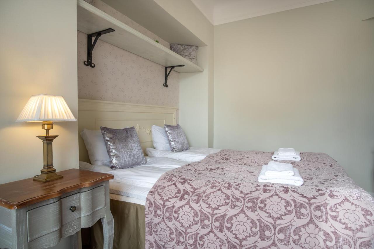 Appartamento Dream - Historical 3-bedroom With Sauna & Fireplace